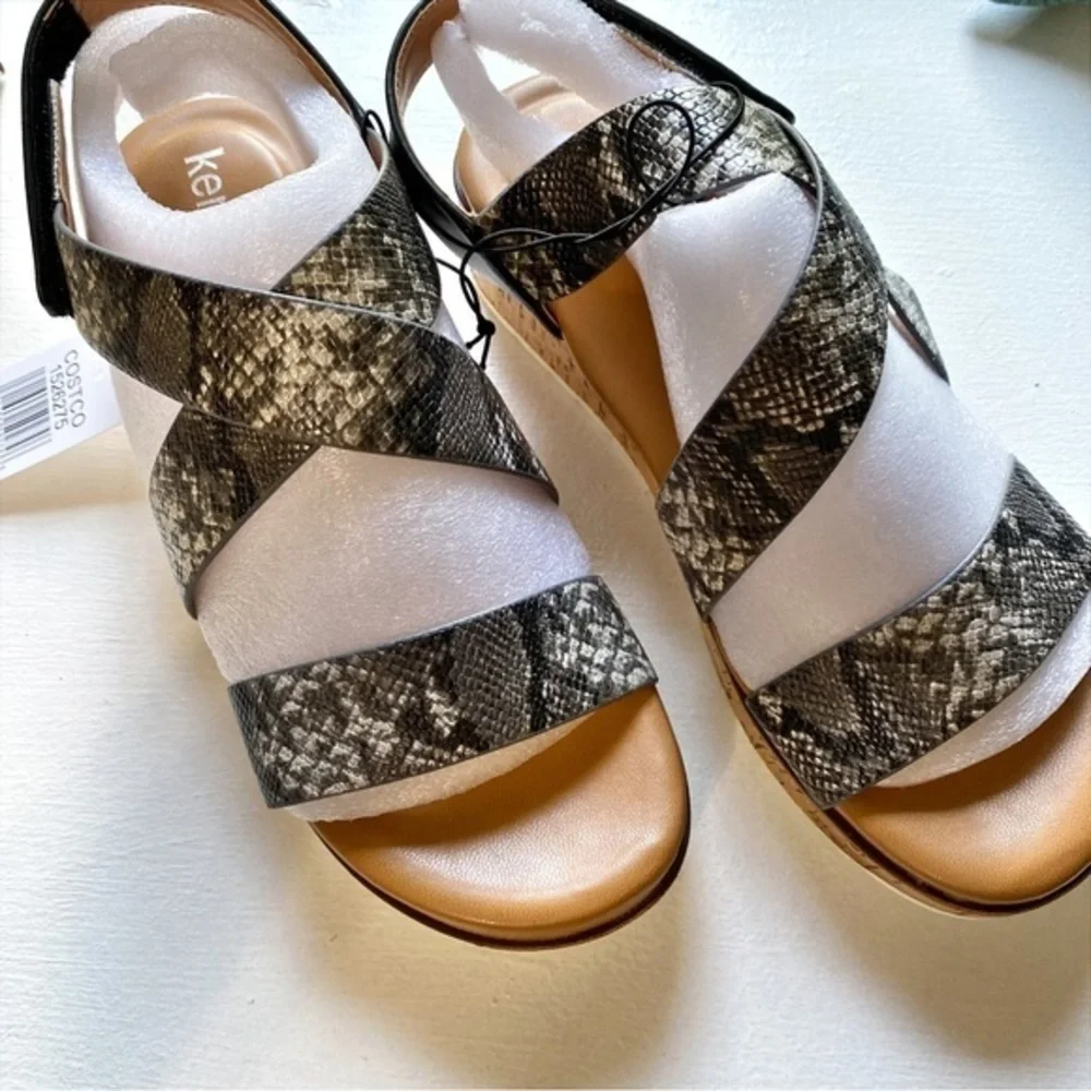 Kensie Women's Palermo Wedge Strappy Sandal Black / Snake NEW